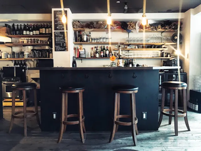 L'occas bar à vin ワインバー ロカス 西天満