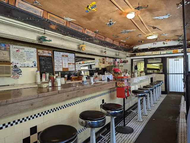 Shirley Airport Diner