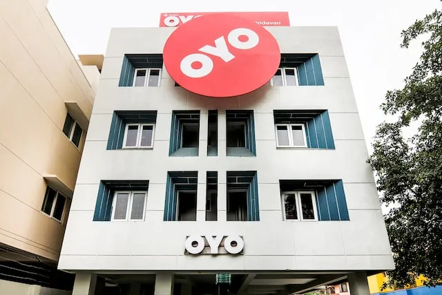 Collection O 30482 Venkatachalapathy St