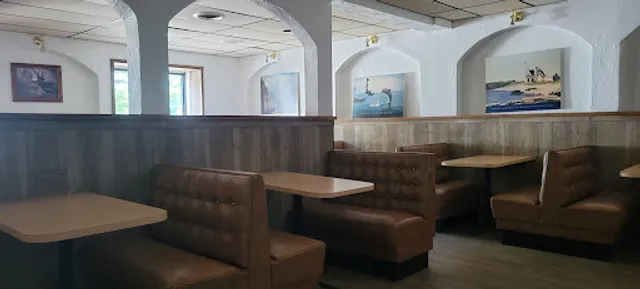 Burlington Famous Pizza