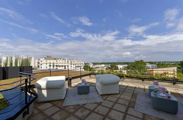 Hôtel Atrium by HappyCulture