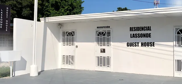 Residencial Lassonde Guest House