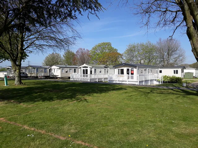 Wilksworth Caravan Park - Shorefield