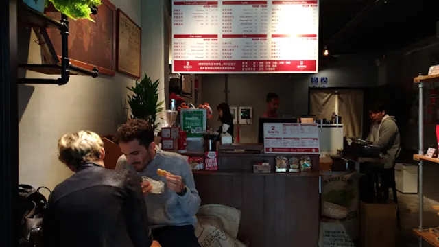 TWO SHOTS COFFEE 東門店