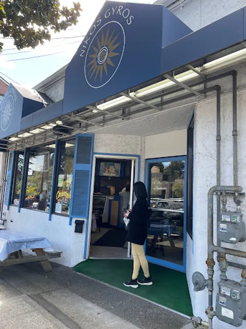 Niko's Gyros Magnolia