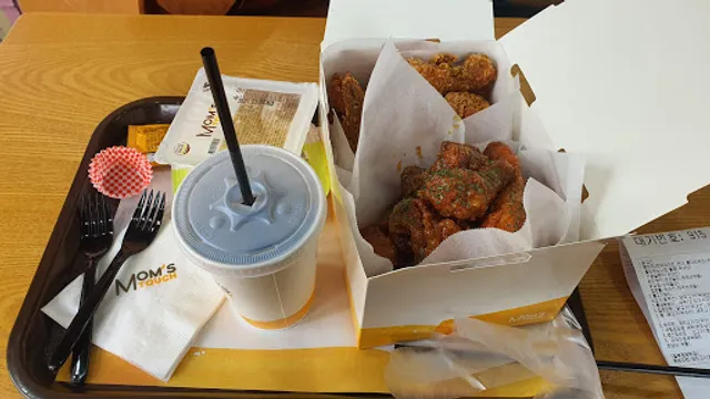 맘스터치 진천읍내점