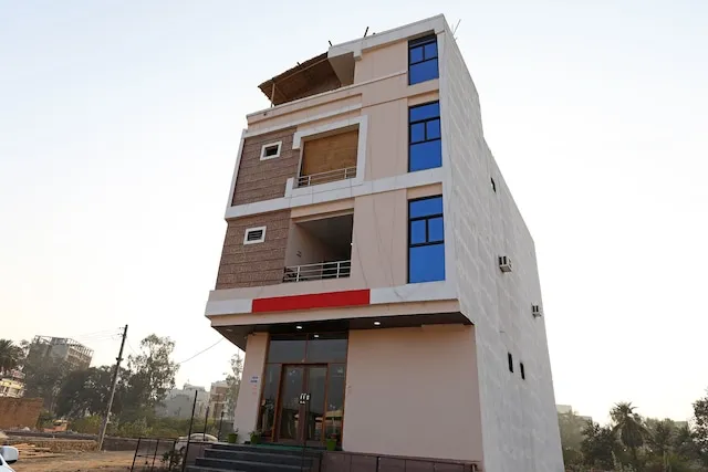 Flagship Hotel Dhola Maru Residency