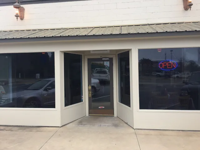 Off Tha Hook Seafood and Grill