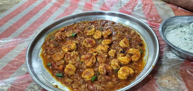 مطعم ومخبازة أبو شمسان