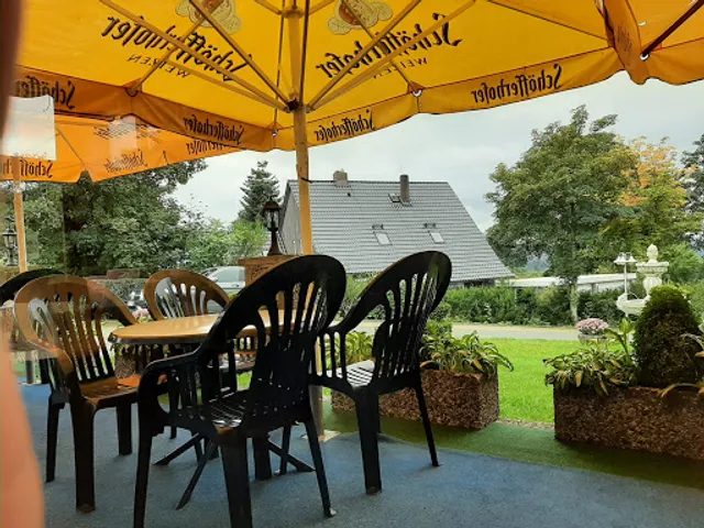 “Balkan Grill“ (Inhaber: Ljuba Markov)