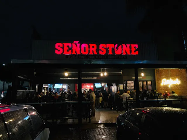 Señor Stone Circunvalación