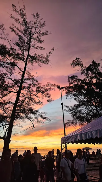 Tanjung Aru Beach Phase 1 Sunset View Point