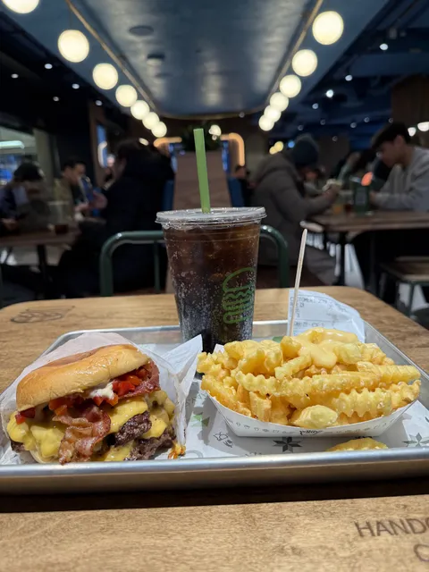 Shake Shack - Union Station