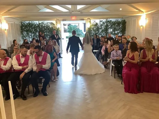 Ten Bridal - Wedding Dresses & Alterations