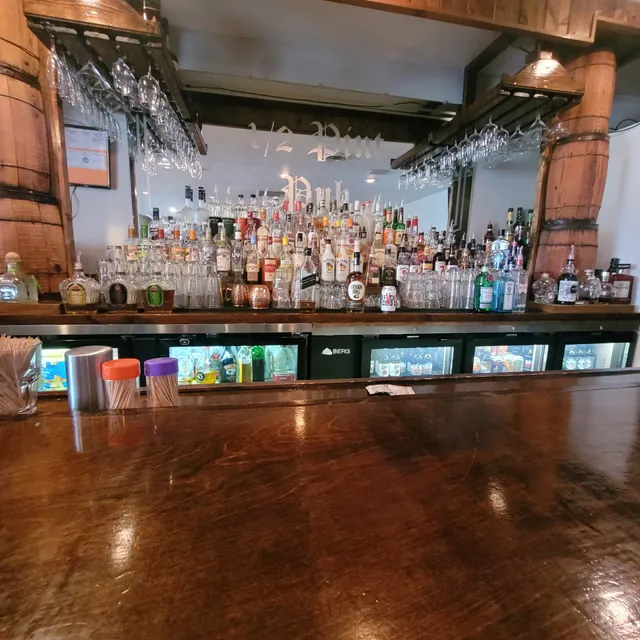 1/2 Pint Pub Llc