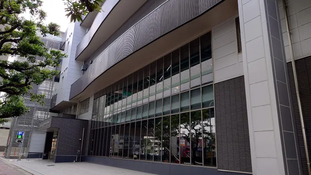 西日本鉄道(株) 博多国際展示場 & カンファレンスセンター