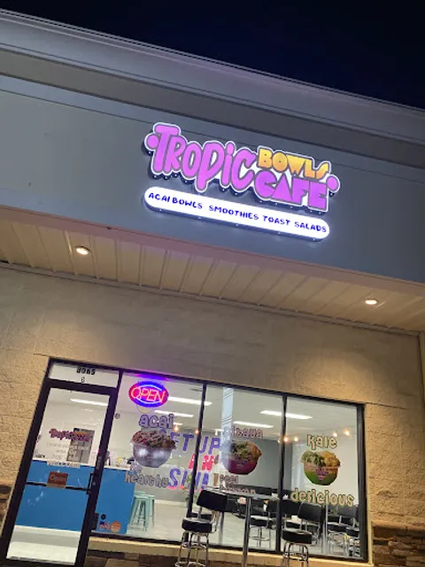 Tropic Bowls Cafe