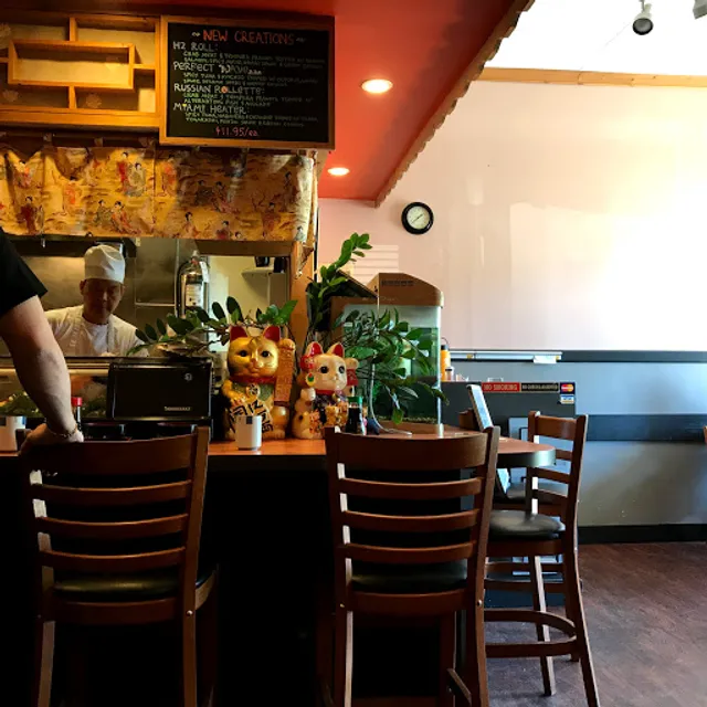 Momoya Sushi & Bento