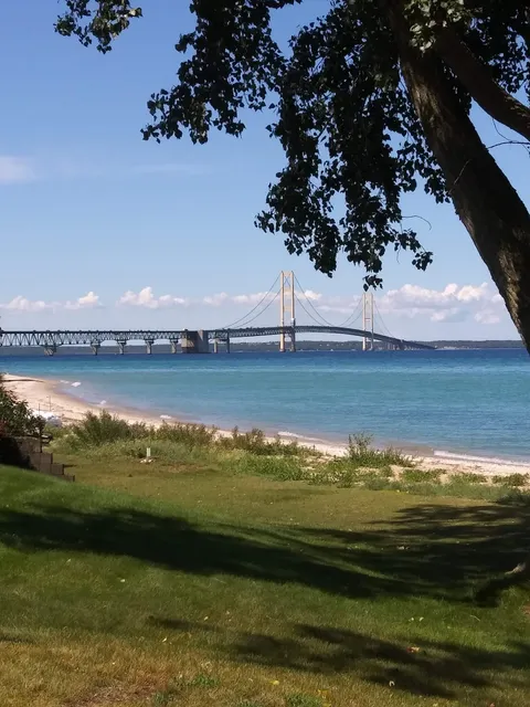 Gary & Gussie Williams Memorial Park