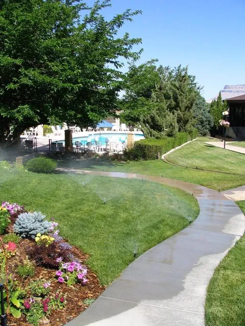 River Terrace Green River