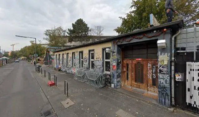 Bartholomäus-Schink-Straße 2