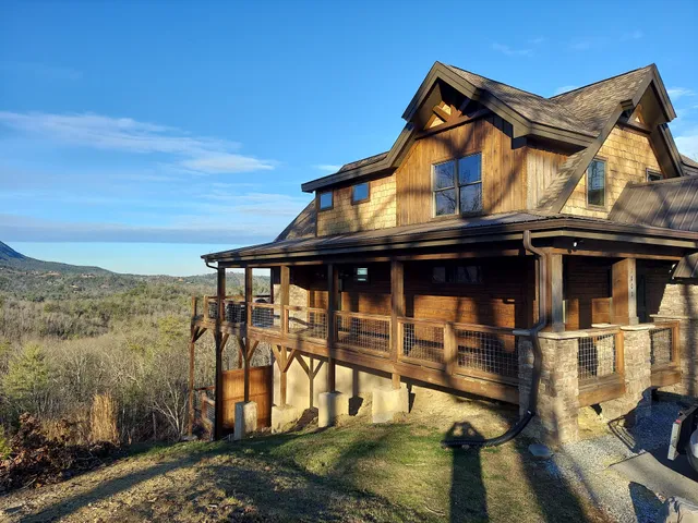 Rockin Ridge Retreat.