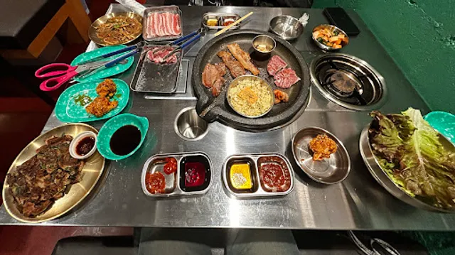 韓国焼肉 モナミ精肉食堂 原宿 / Korean bbq Monami.meat Harajuku / 무한리필 모나미 정육식당