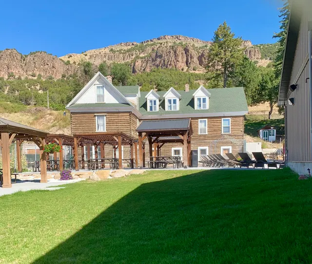 Heise Hot Springs Inc