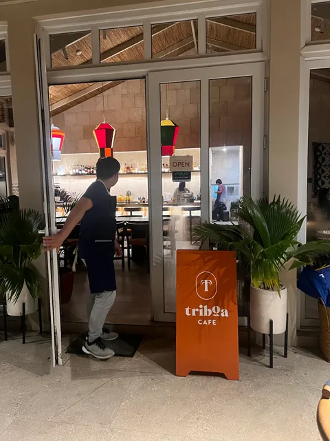 Triboa Cafe