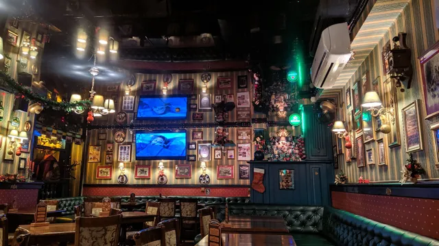 Public Pub