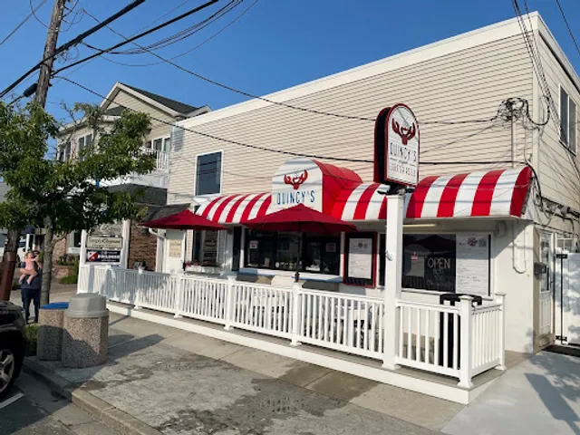 Quincy's Original Lobster Rolls