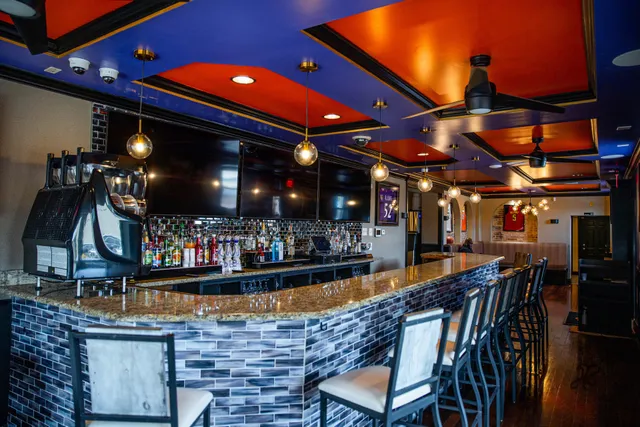 So Baltimore Sports Bar & Lounge