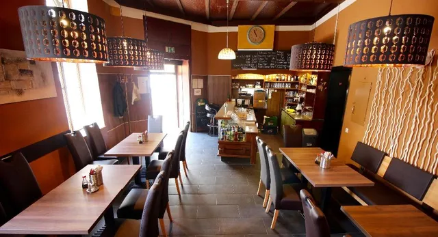 Viet House Restaurant