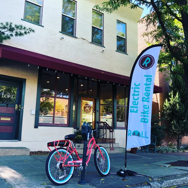 ROLL eBike & paddle board