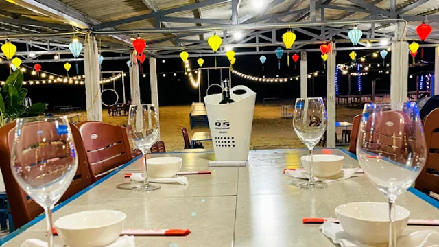 Nhà hàng Biển Cảnh Dương By Night