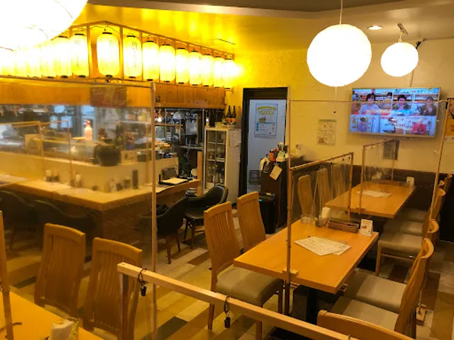 和琉ダイニング東や