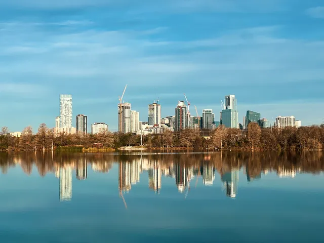 Longhorn Shores at Town Lake Metropolitan Park