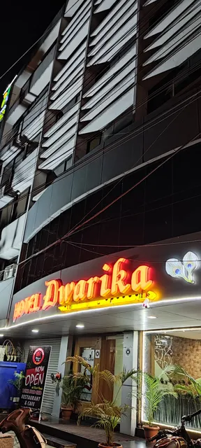 Dwarika Inn - Hotel in Indore