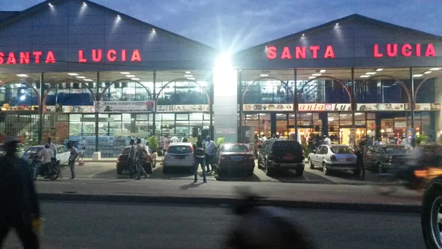 Complexe Santa Lucia Douala