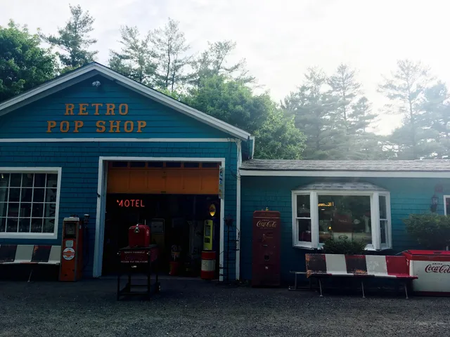 Retro Pop Shop