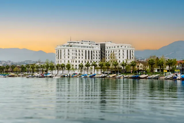 Wellborn Luxury Hotel İzmit