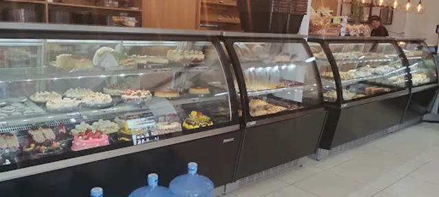 Panificadora e Confeitaria Junior