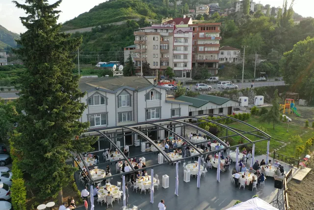 Buti̇k Otel Ahmet Zeytun