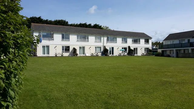 4 Brightlands Apartment