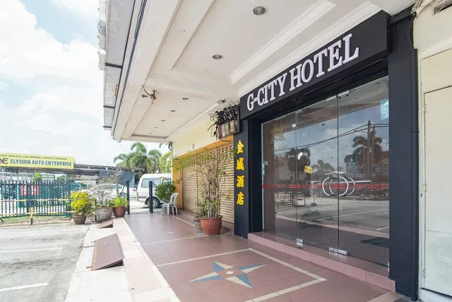 OYO 90306 G City Hotel