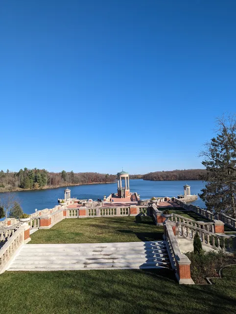 University of St Mary of the Lake / Mundelein Seminary