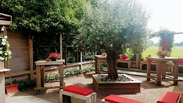 Café I Restaurant Vroeg of Laat