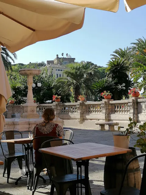 LA CASA DELLE COMPERE - 150