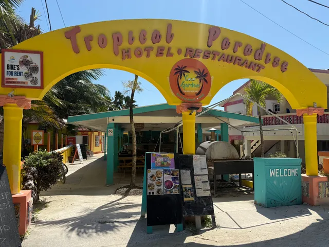 Coco Gardens Restaurant - Caye Caulker