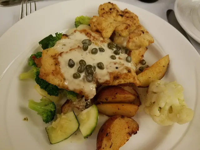 The Dinner Detective True Crime Murder Mystery Dinner Show - Jacksonville, FL